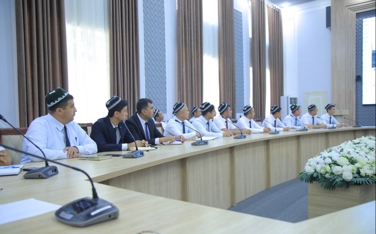 NamDPI rahbar va xodimlari hamda professor-oʻqituvchilari navbatdagi "Siyosiy-ma’rifat soati"da ishtirok etdi.