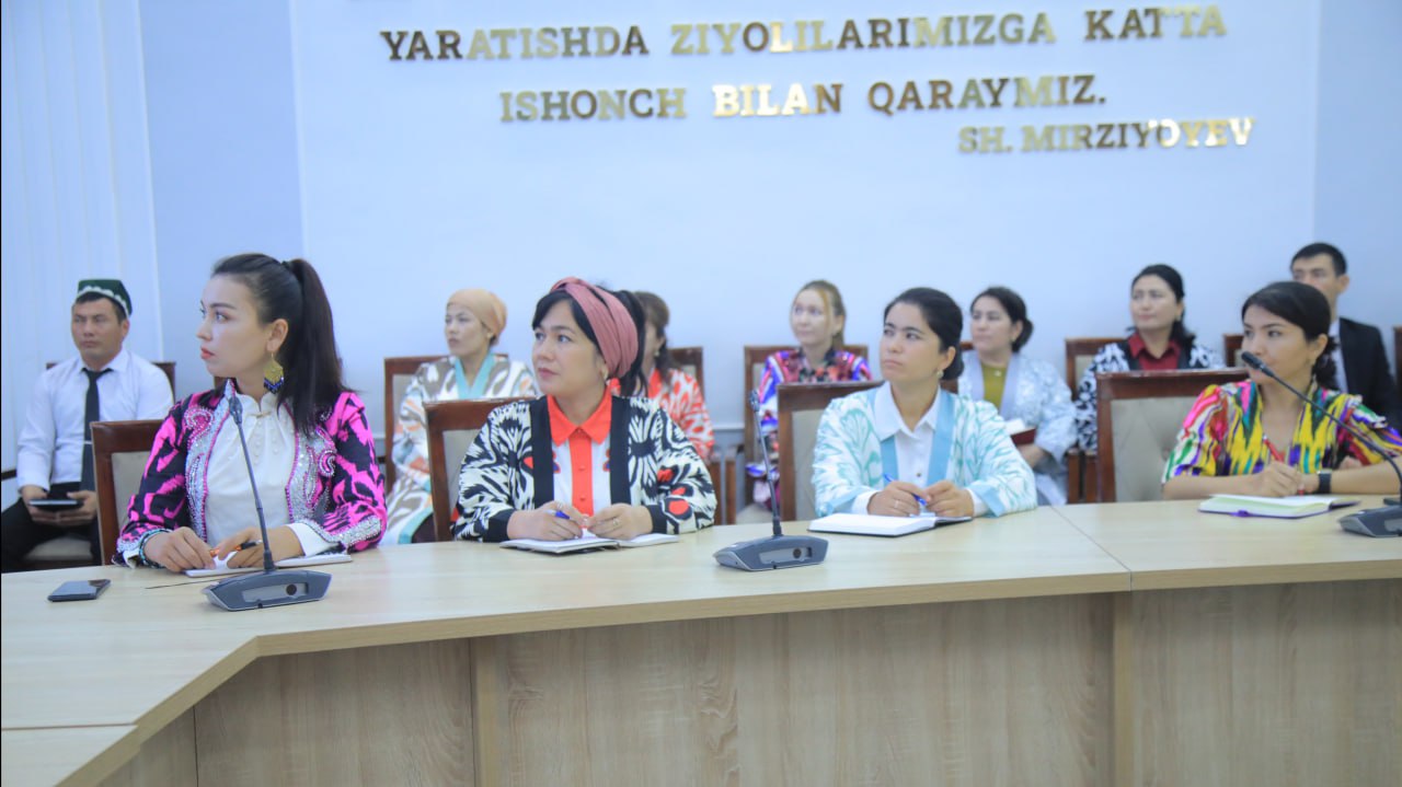 NamDPI rahbar va xodimlari hamda professor-oʻqituvchilari navbatdagi "Siyosiy-ma’rifat soati"da ishtirok etdi.