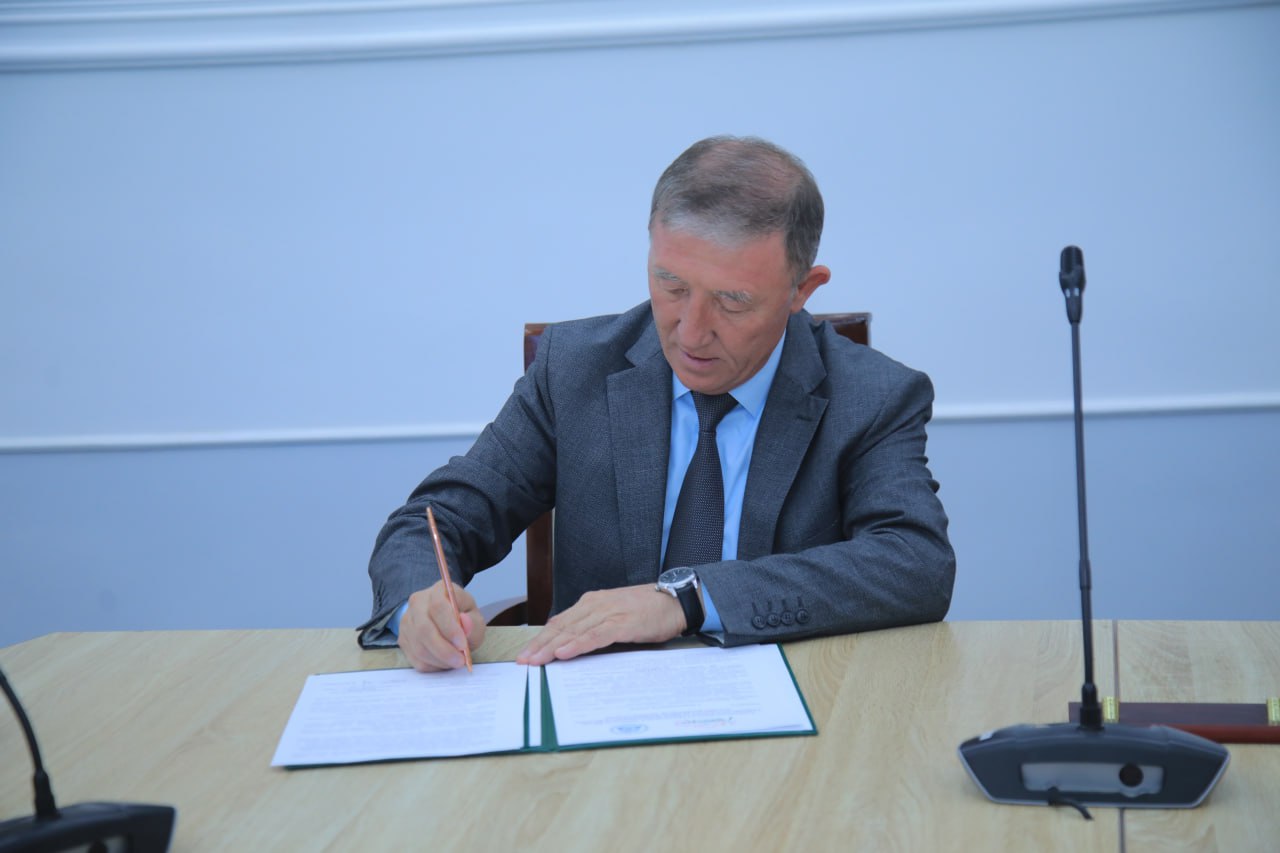 NamDPI va Turizm boshqarmasi o‘rtasida hamkorlik memorandumi imzolandi