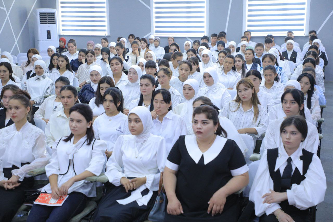 NamDPI Ijtimoiy fanlar fakultetida talabalar bilan ochiq muloqot