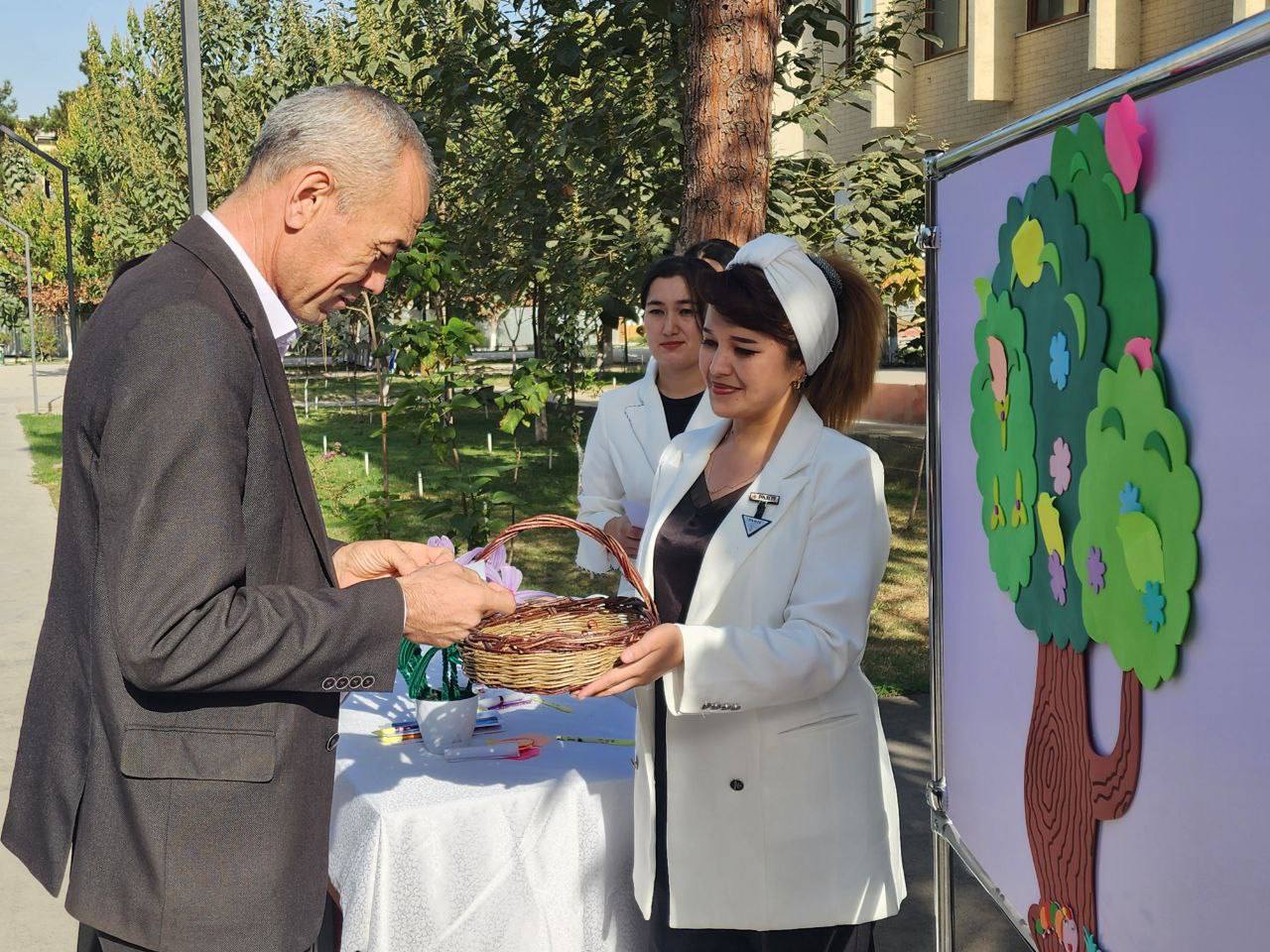 “Ustozlarga ehtirom”