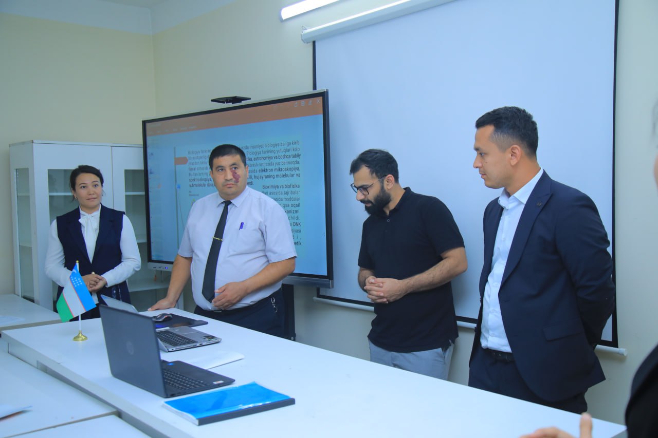 Pokistonlik Mukhammad Wasif Khan NamDPIda dars beradi