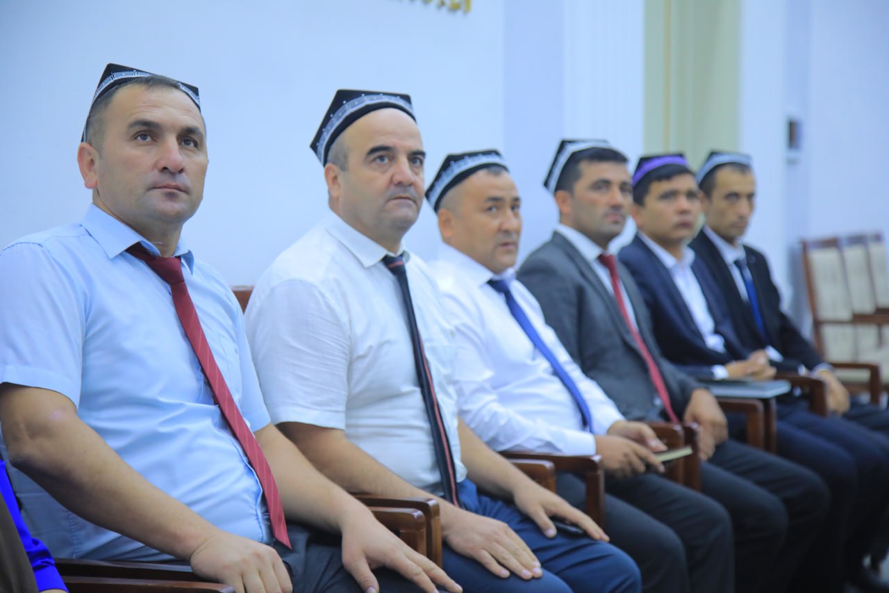 Siyosiy-ma’rifat soati