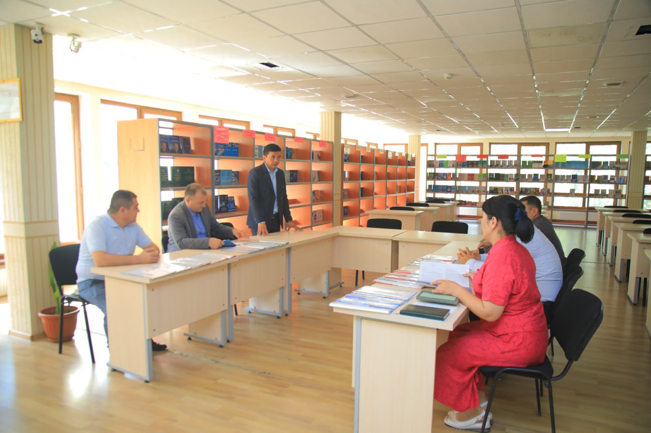 "Rektor stipendiyasi" tanlovi uchun talabgorlarning hujjatlar yig'ma jildi ko'rib chiqildi.