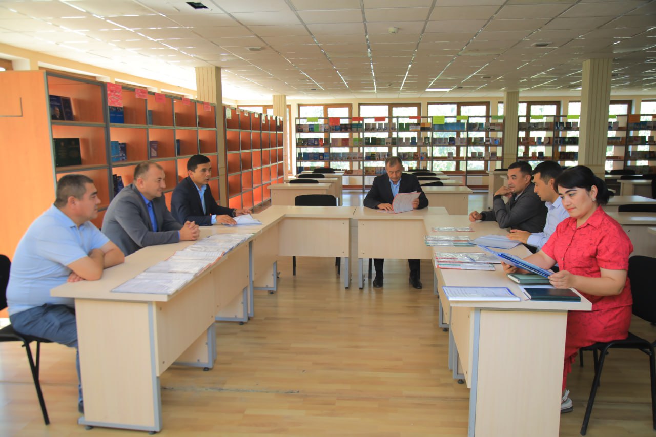 "Rektor stipendiyasi" tanlovi uchun talabgorlarning hujjatlar yig'ma jildi ko'rib chiqildi.