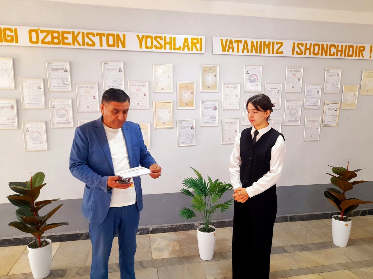 1-oktabr – O‘qituvchi va murabbiylar kuni.