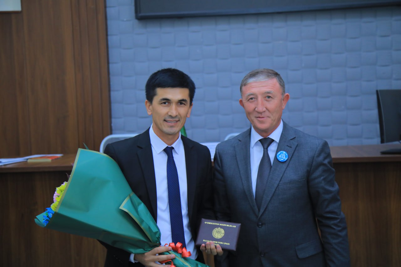 Ilmiy darajaga erishgan ustozlar taqdirlandi