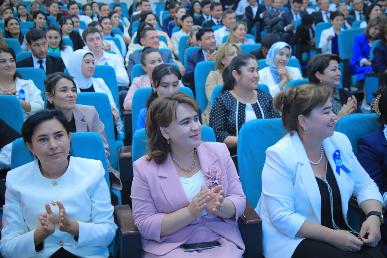 ILM VA MA'RIFAT YO'LIDA FIDOYI USTOZLARGA EHTIROM