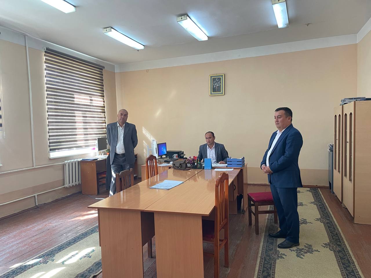 Amaliyot — nazariyaning hayotdagi davomidir!