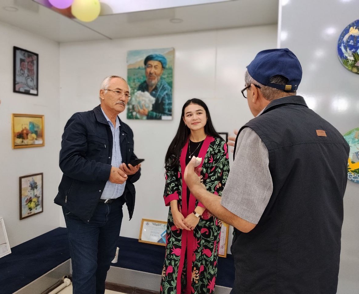 RANGLARDA AKS ETGAN ORZULAR