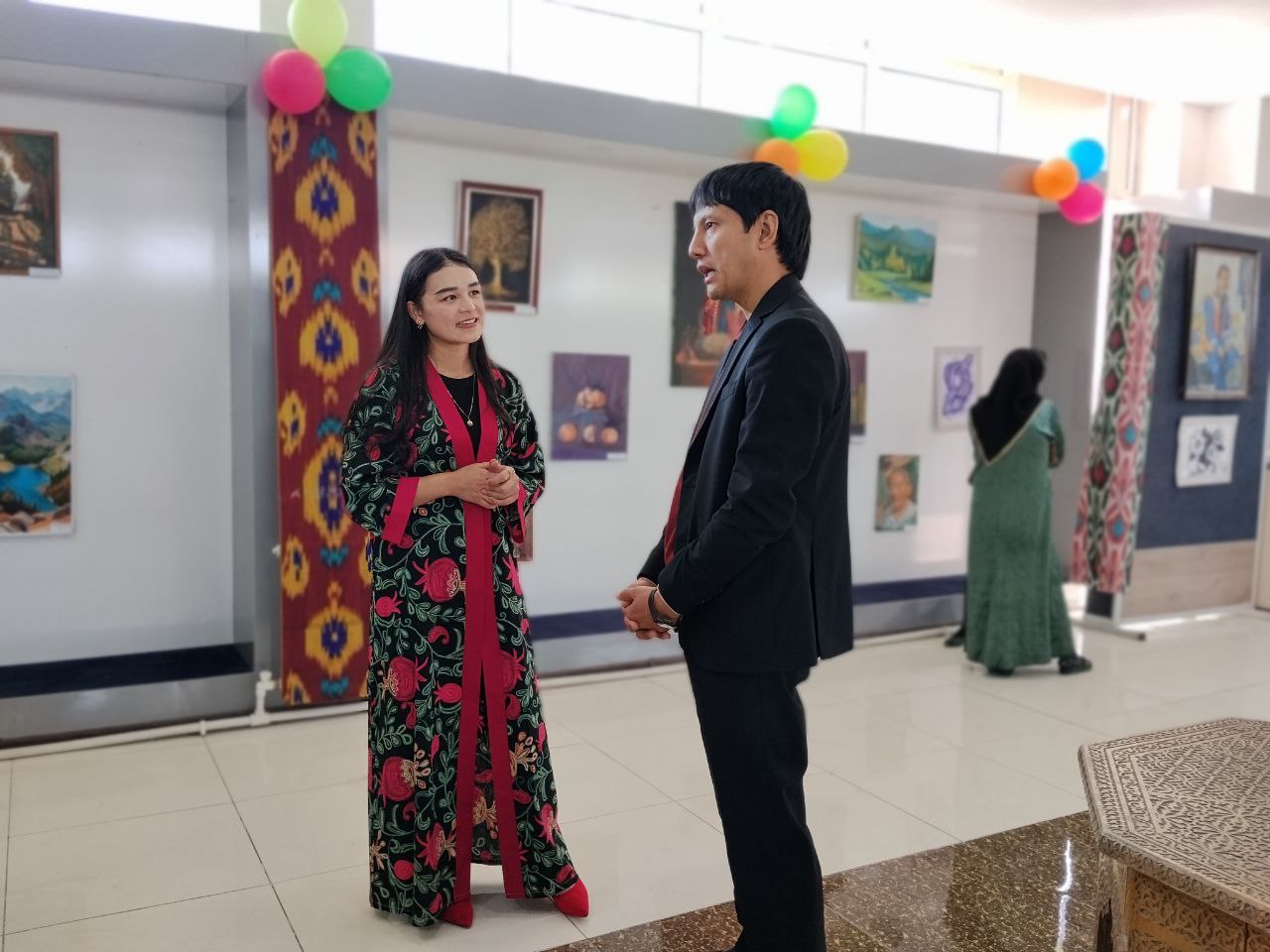 RANGLARDA AKS ETGAN ORZULAR