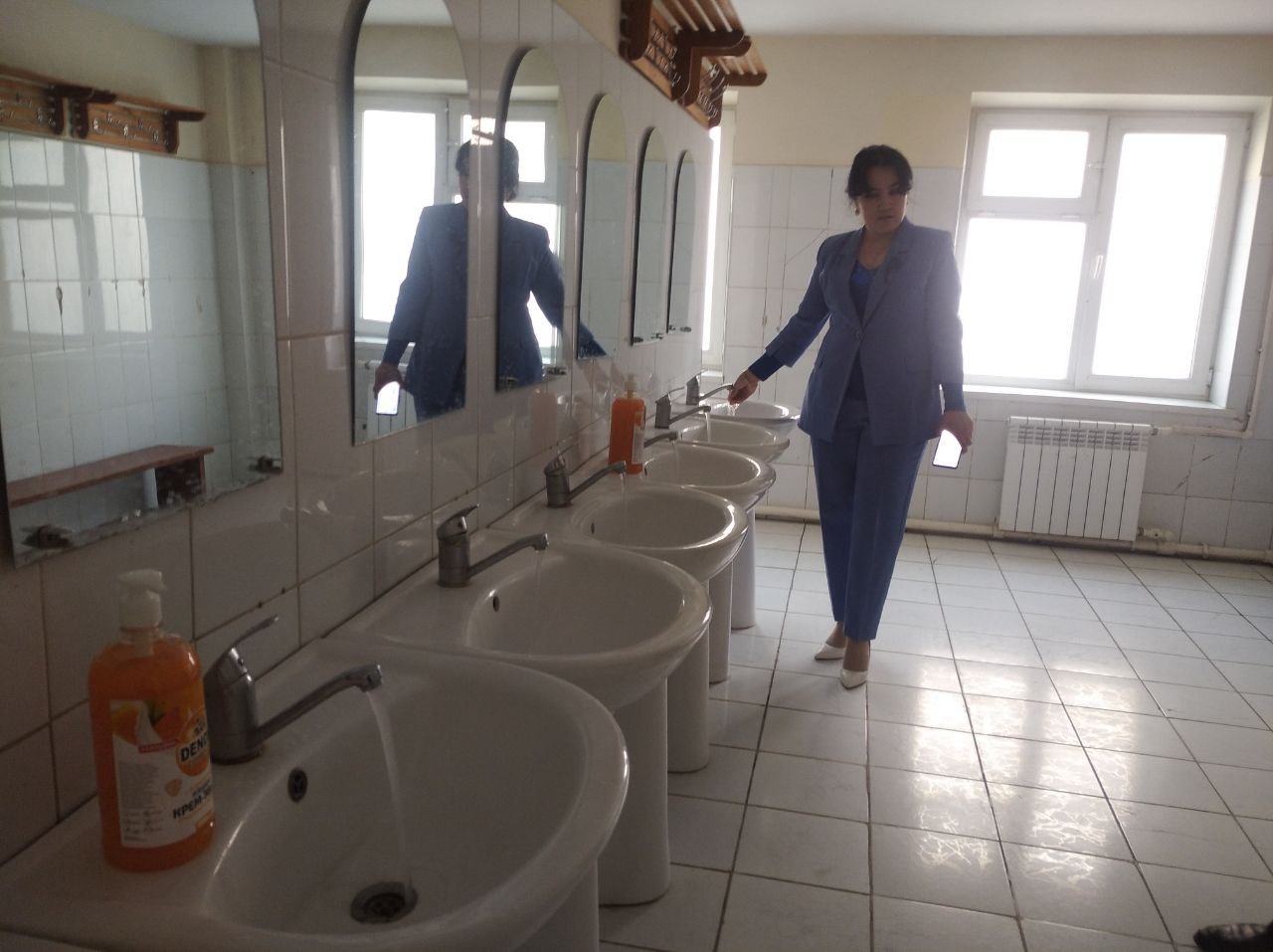 Namangan davlat pedagogika institutida “Toza qo‘llar” dasturi ijrosi o‘rganildi