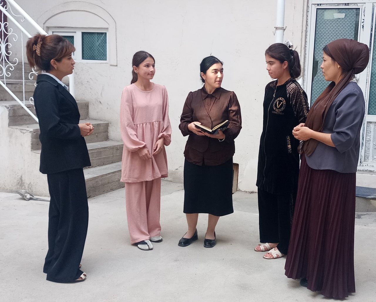 Talabalar yashash sharoitlari o‘rganildi