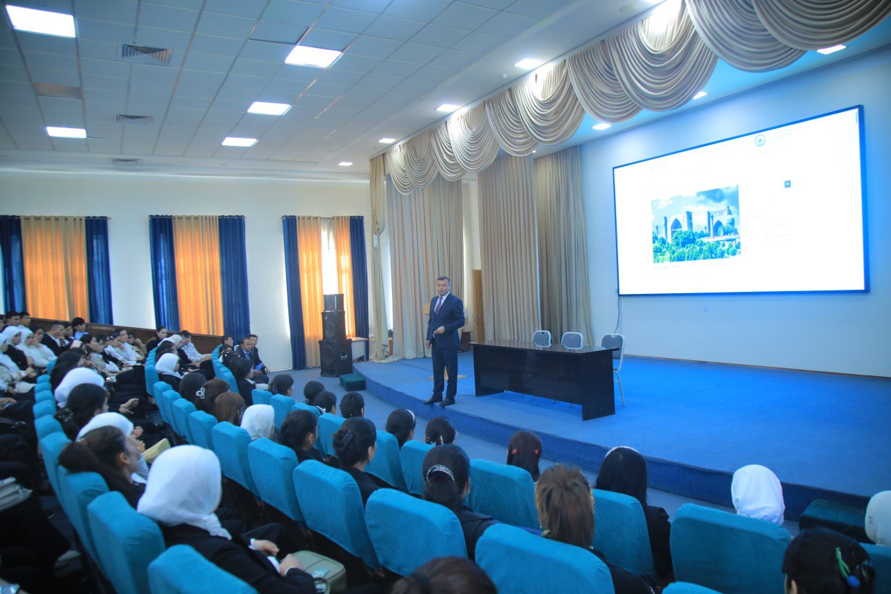 "Kelajak soati" rukni ostida "Ma’rifat darsi" mashg‘uloti