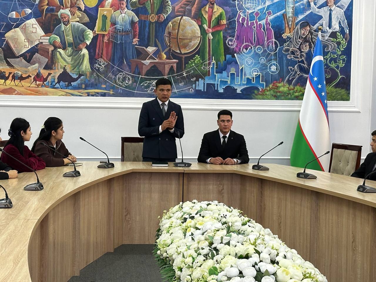 O'zbekiston Respublikasi Prezidenti va nomdor davlat stipendiyalari yuzasidan seminar-trening tashkil etildi.