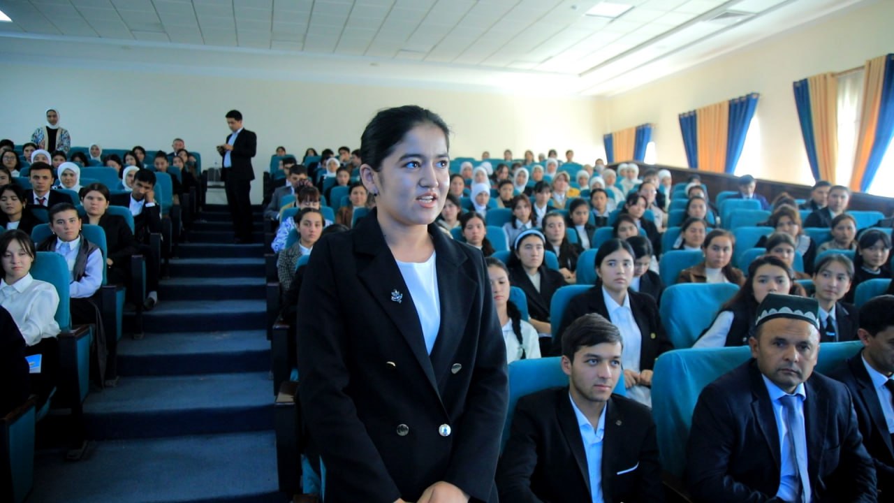 “Ma’rifat darslari” – Ona tilimizga ehtirom ruhi bilan