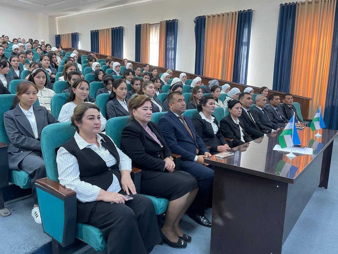 🇺🇿 Til — birligimiz timsoli