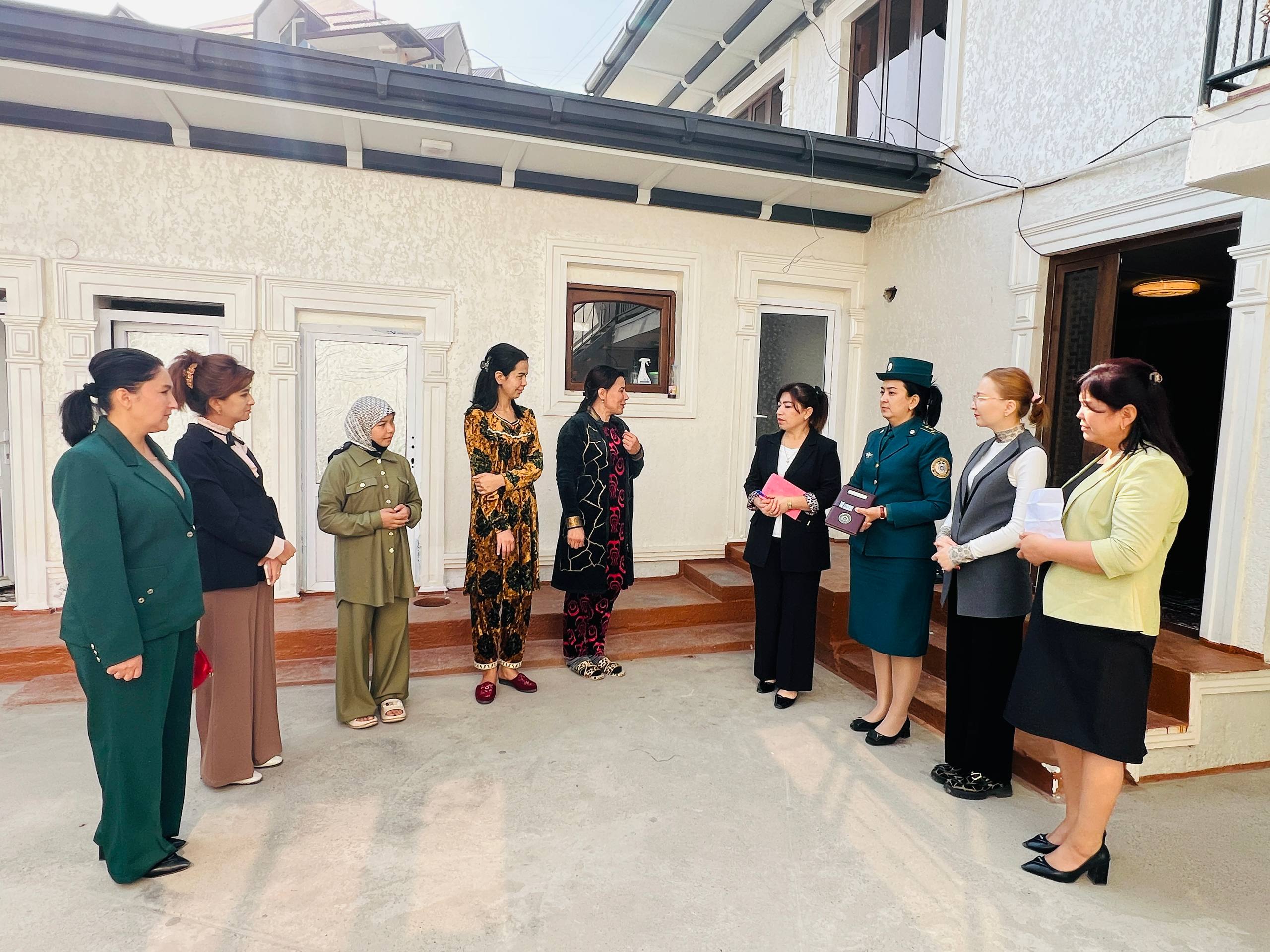 Talaba qizlar yashash sharoitlari o‘rganildi