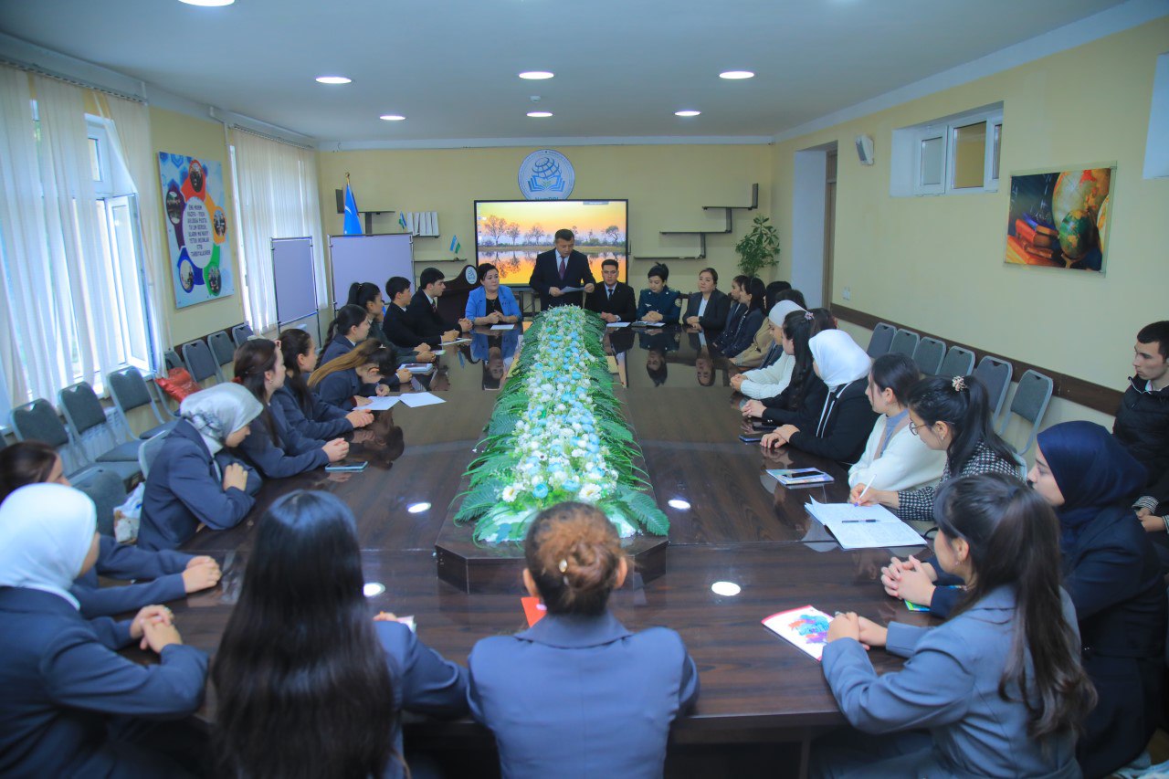 Yoshlar huquqiy madaniyatini oshirishga qaratilgan seminar-trening o‘tkazildi