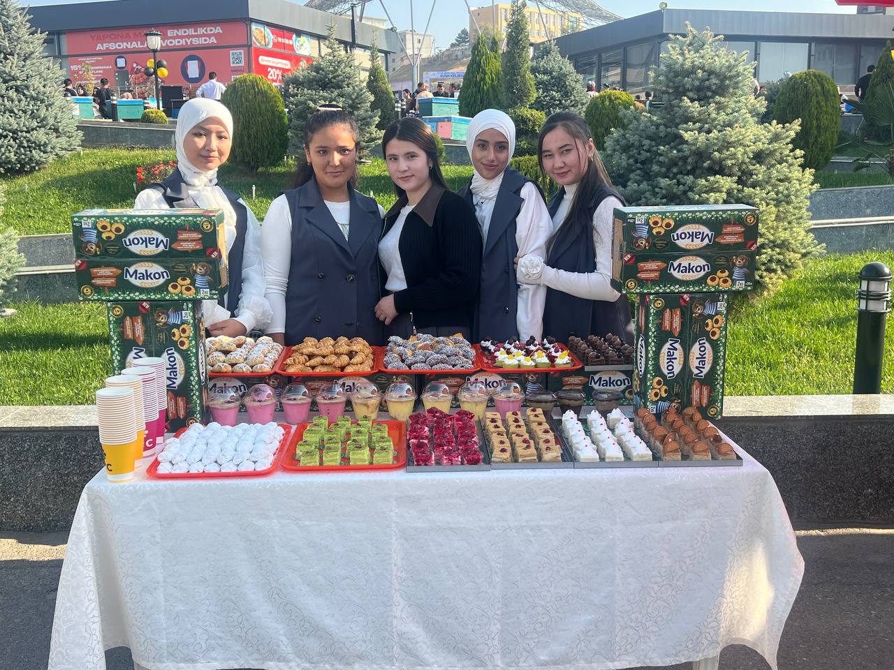 Namangan viloyatida IV “Asal festivali” — yosh volontyorlar ishtirokida boshlandi