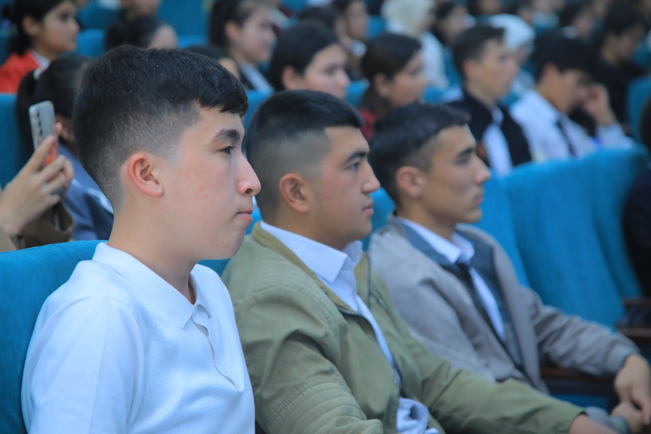 "KELAJAK SOATI" RUKNI OSTIDA "MA'RIFAT DARSI" O'TKAZILDI