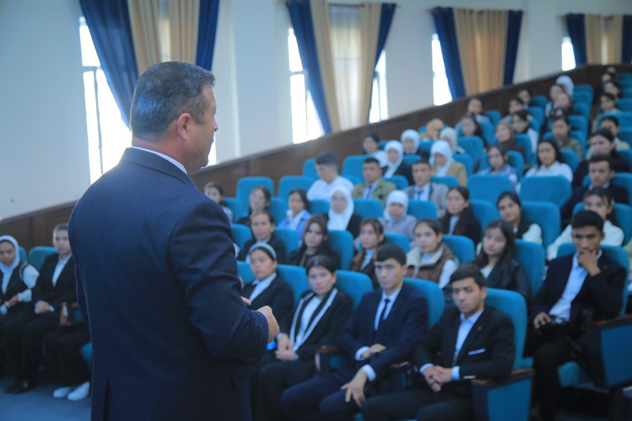 "KELAJAK SOATI" RUKNI OSTIDA "MA'RIFAT DARSI" O'TKAZILDI