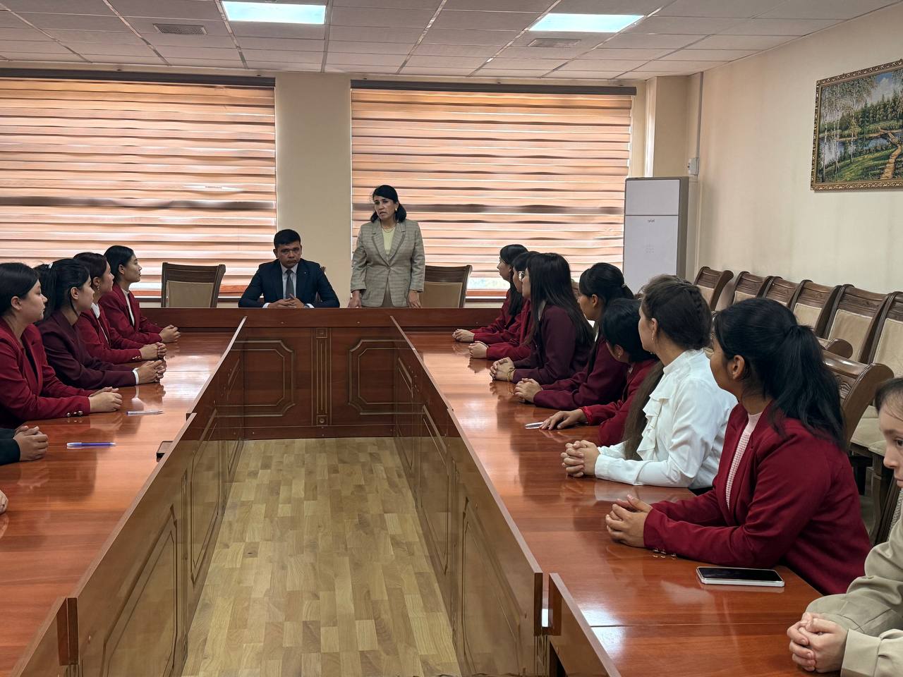 Namangan davlat pedagogika instituti Ijtimoiy fanlar fakulteti 1- bosqich O’zbek tili va adabiyoti yo'nalishi talabalari bilan ilmiy seminar tashkil etildi