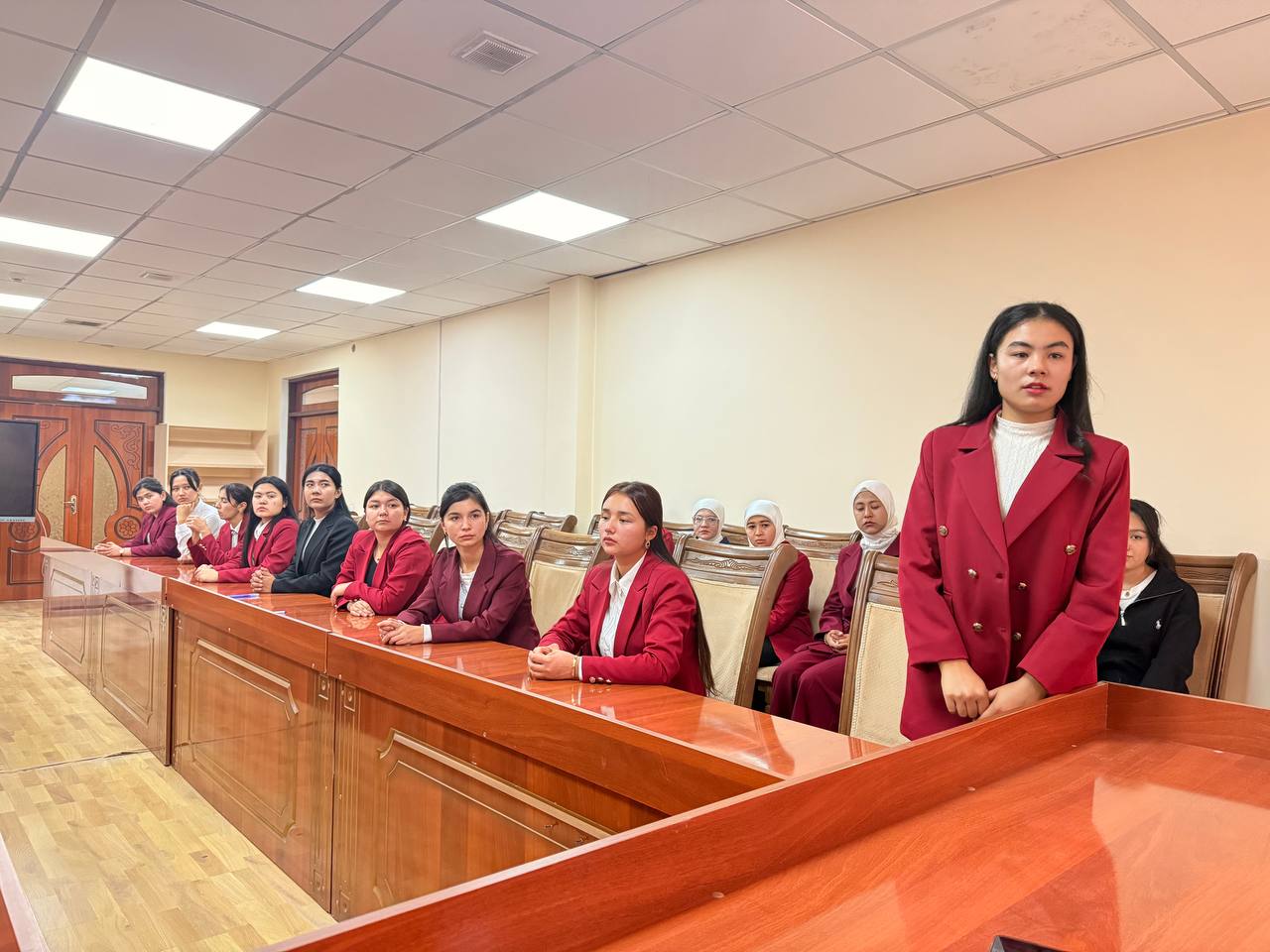 Namangan davlat pedagogika instituti Ijtimoiy fanlar fakulteti 1- bosqich O’zbek tili va adabiyoti yo'nalishi talabalari bilan ilmiy seminar tashkil etildi