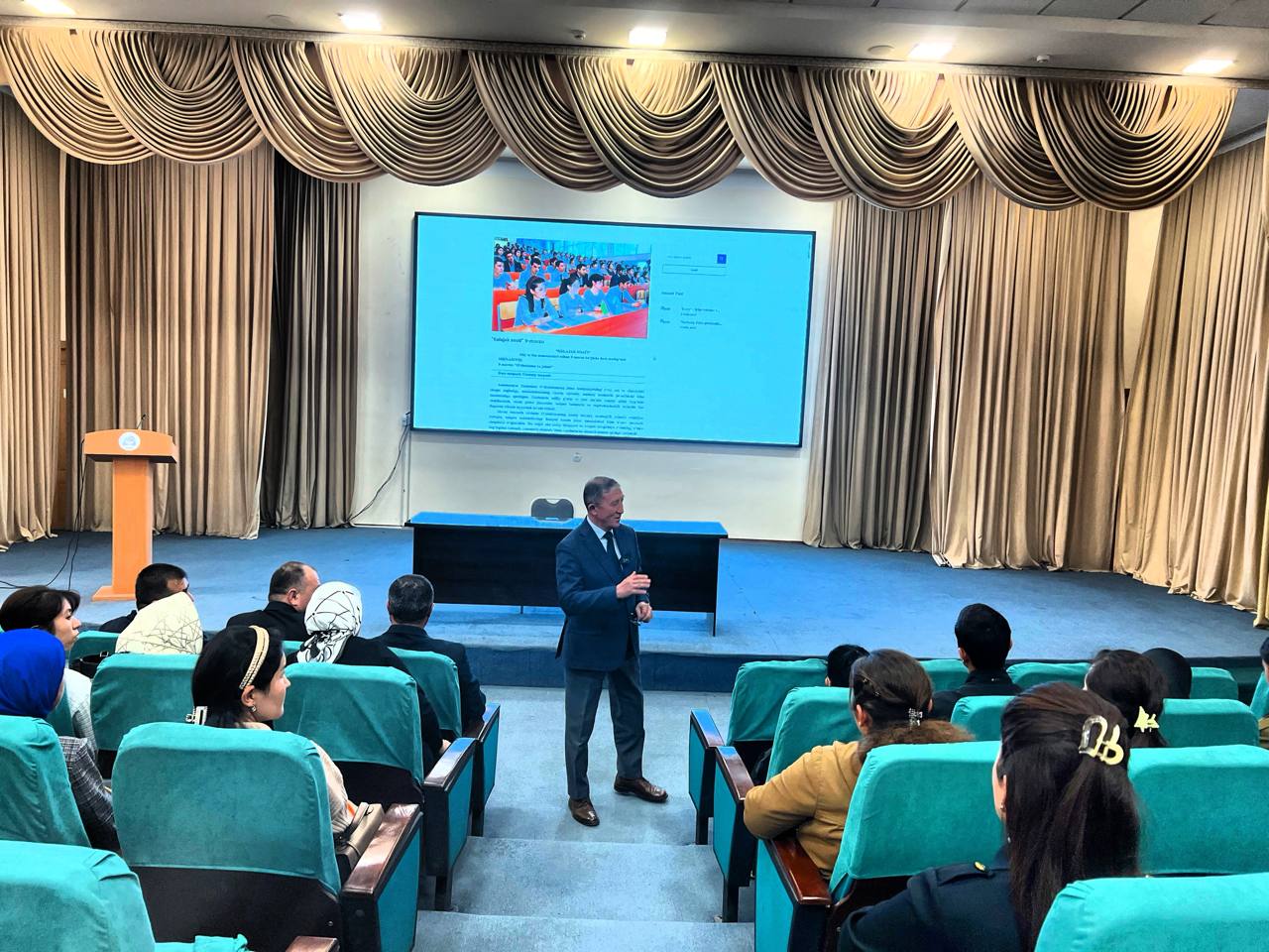 "KELAJAK SOATI" RUKNI OSTIDA "MA'RIFAT DARSI" O'TKAZILDI