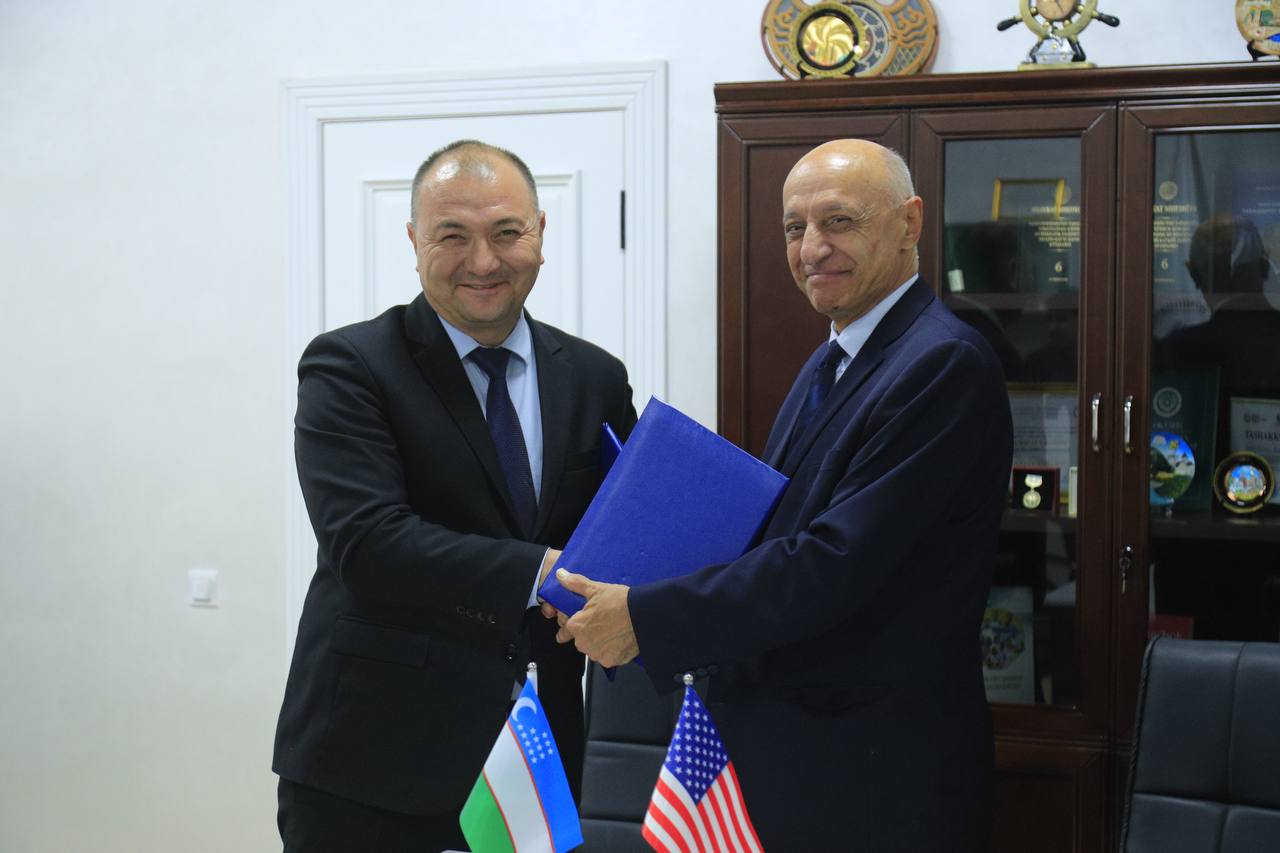 AQShlik olim Namangan davlat pedagogika instituti vakillari bilan uchrashdi