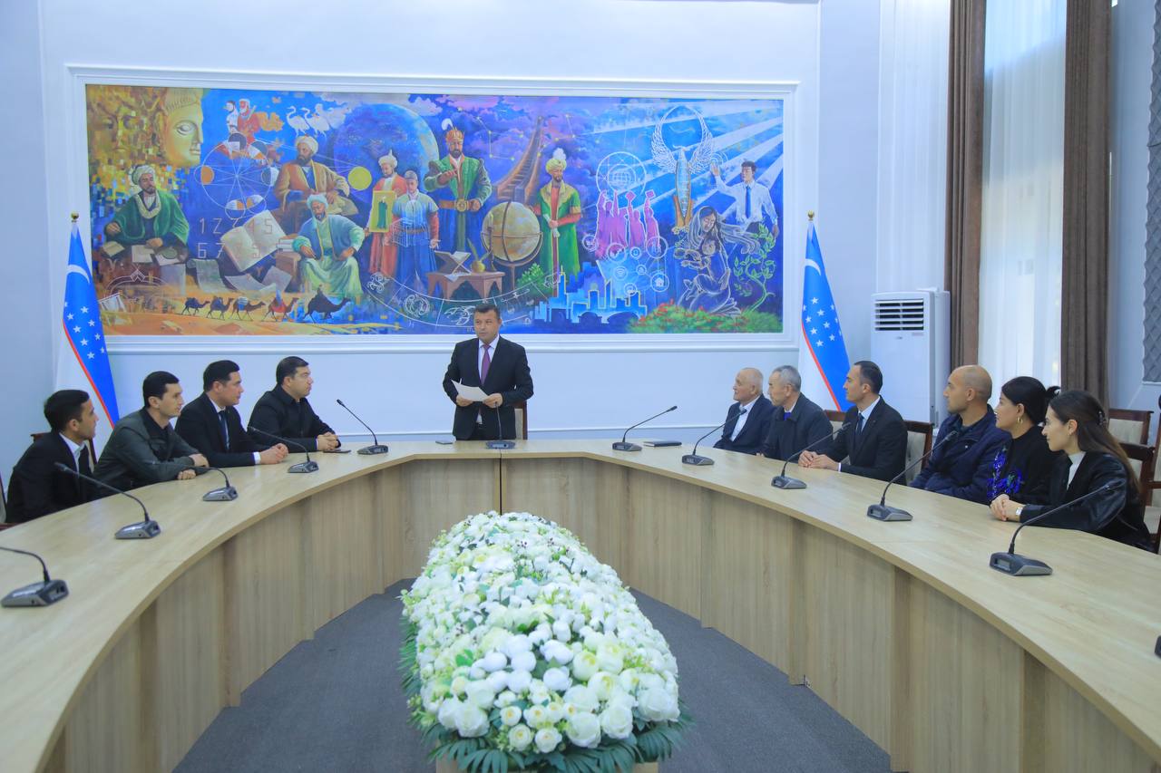 Namangan davlat pedagogika institutida “O‘zbekiston kasaba uyushmalari — 120 yil xalq bilan” shiori ostida ma’rifiy-targ‘ibot tadbiri bo‘lib o‘tdi.