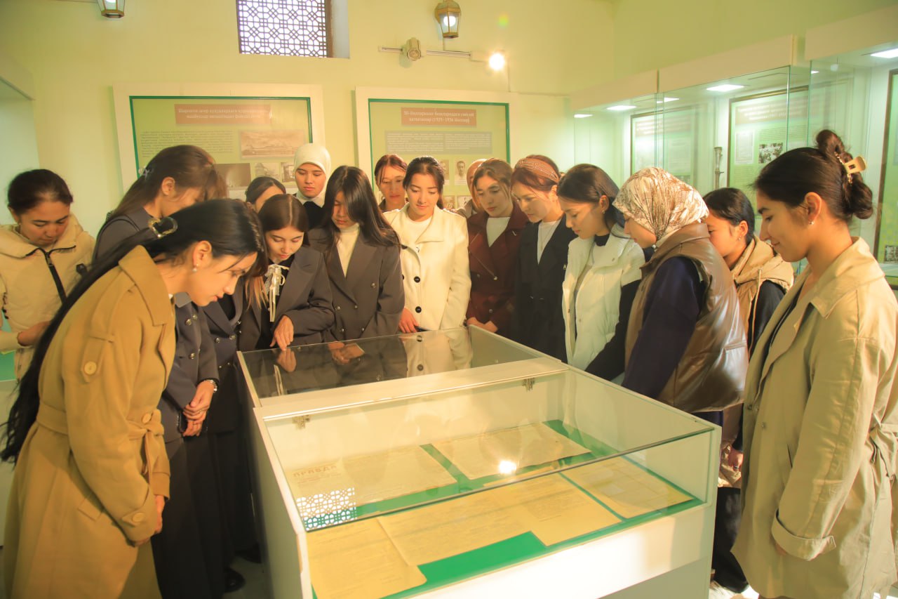 NamDPI talabalari Qatag'on qurbonlari muzeyida