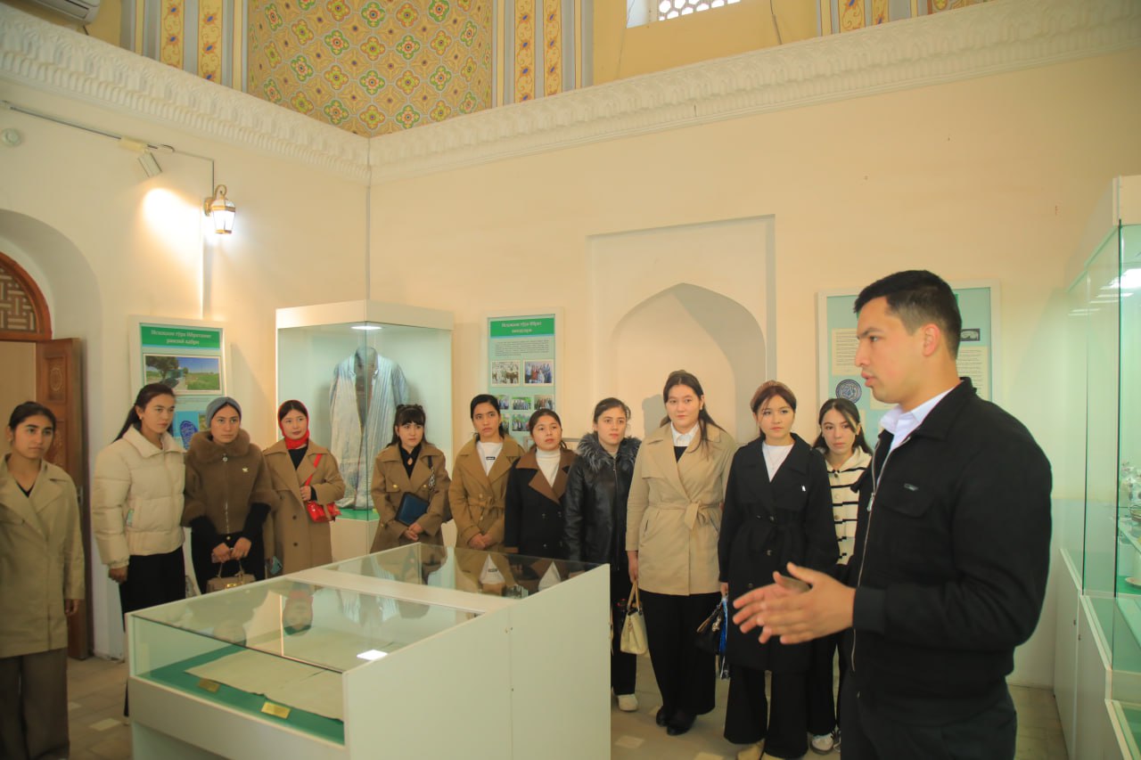 NamDPI talabalari Qatag'on qurbonlari muzeyida
