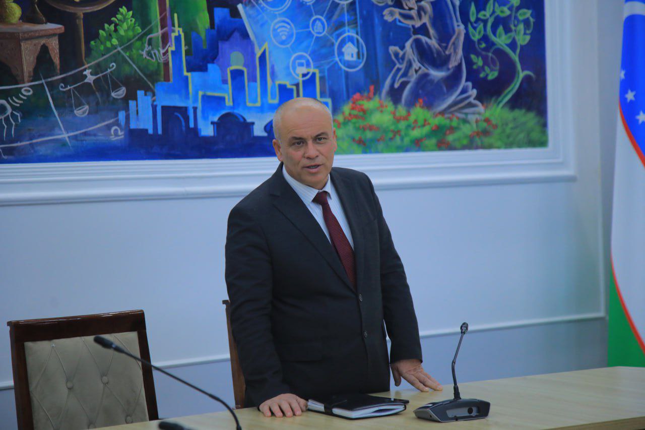 “Sun’iy intellekt va uning ta’limdagi imkoniyatlari” mavzusida o‘quv seminar tashkil etildi