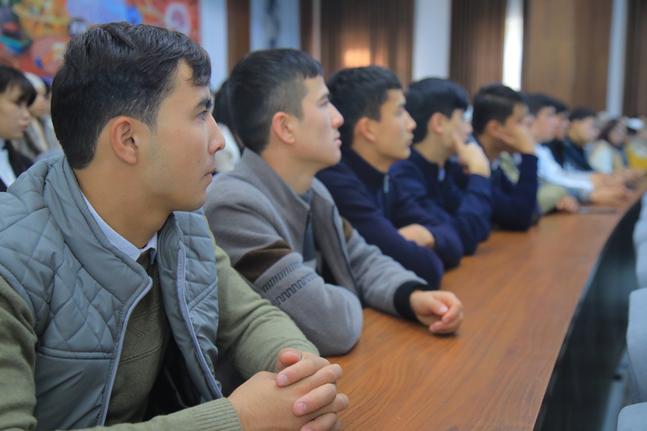 Namangan viloyatida raqamli ko‘nikmalarni rivojlantirish bo‘yicha o‘quv-seminar bo‘lib o‘tdi