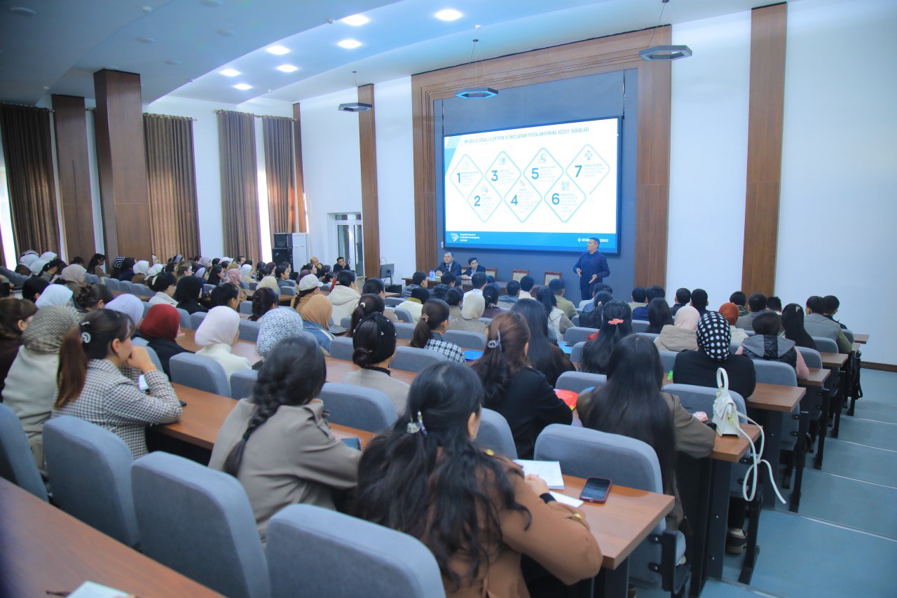 Namangan viloyatida raqamli ko‘nikmalarni rivojlantirish bo‘yicha o‘quv-seminar bo‘lib o‘tdi