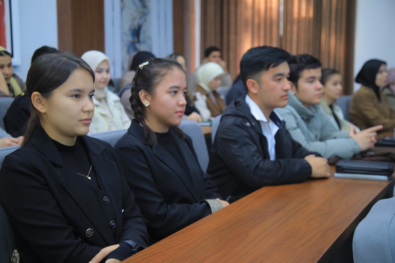 Namangan viloyatida raqamli ko‘nikmalarni rivojlantirish bo‘yicha o‘quv-seminar bo‘lib o‘tdi