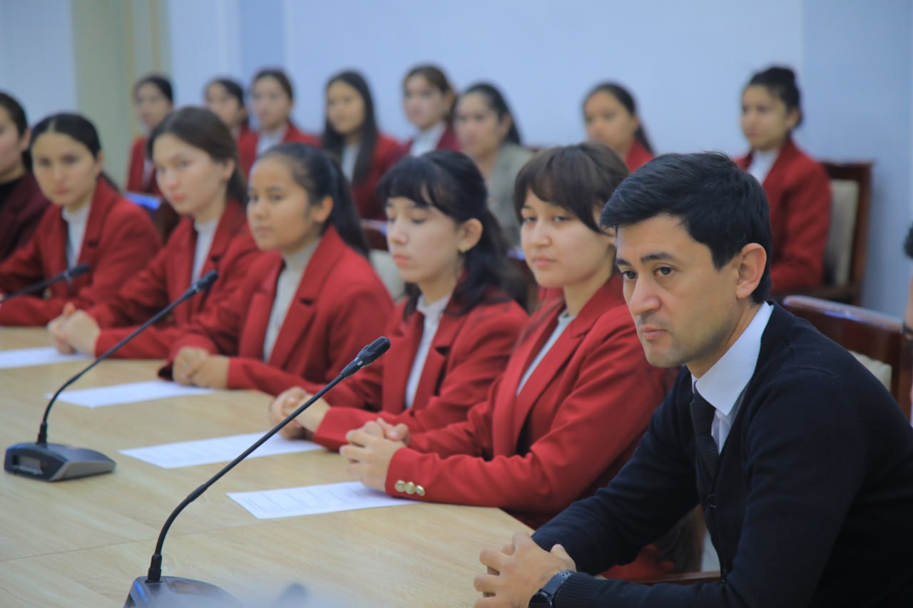 Ijodiy suhbat va ilhomli uchrashuv