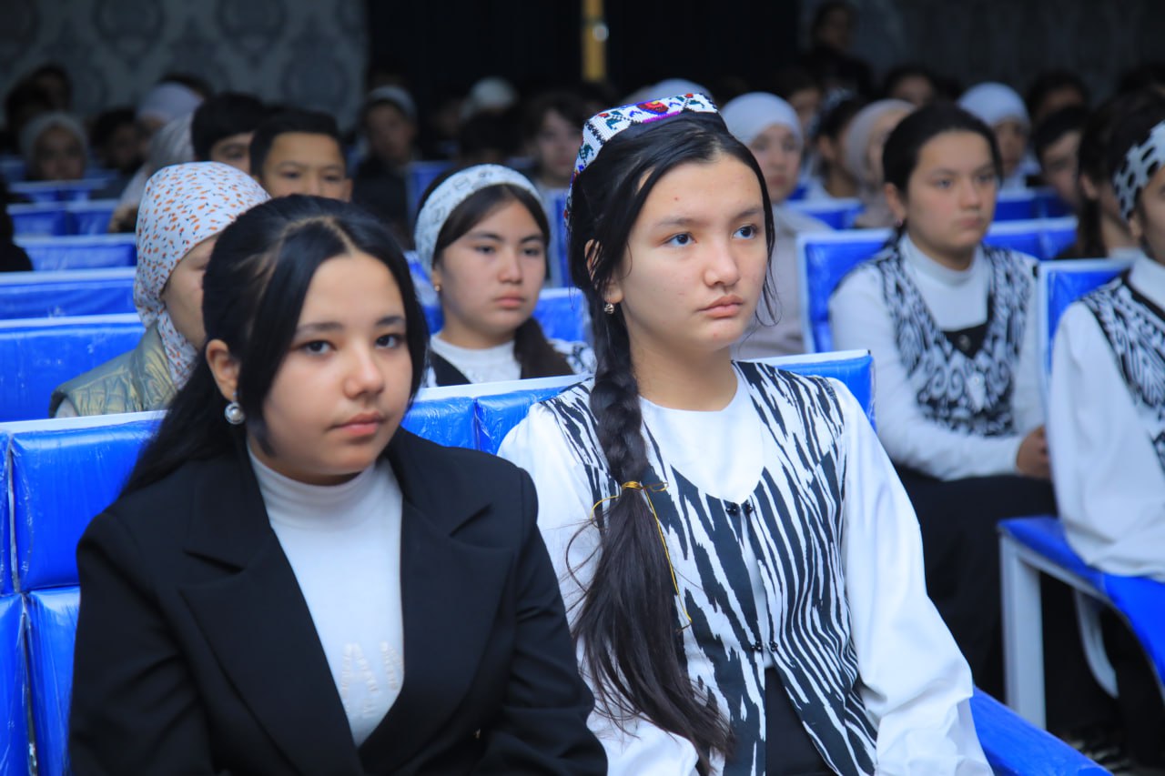 “Ma’rifat ulashib” – maktab ostonasida!