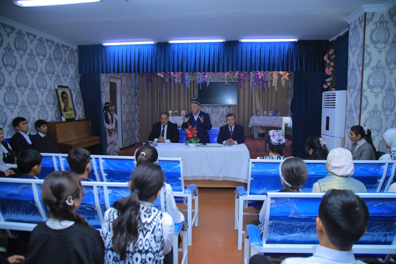 “Ma’rifat ulashib” – maktab ostonasida!