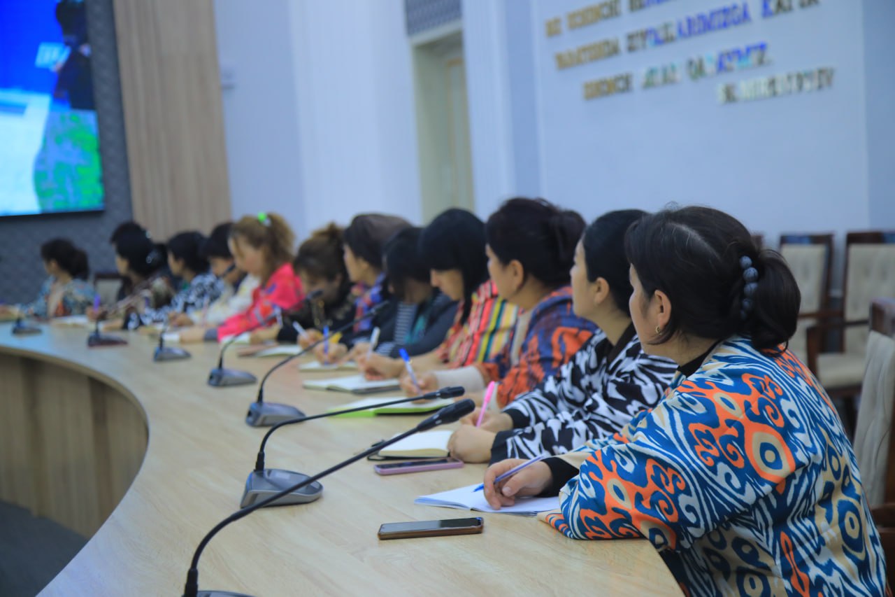 NamDPI rahbar va xodimlari hamda professor-oʻqituvchilari navbatdagi "Siyosiy-ma’rifat soati"da ishtirok etdi.