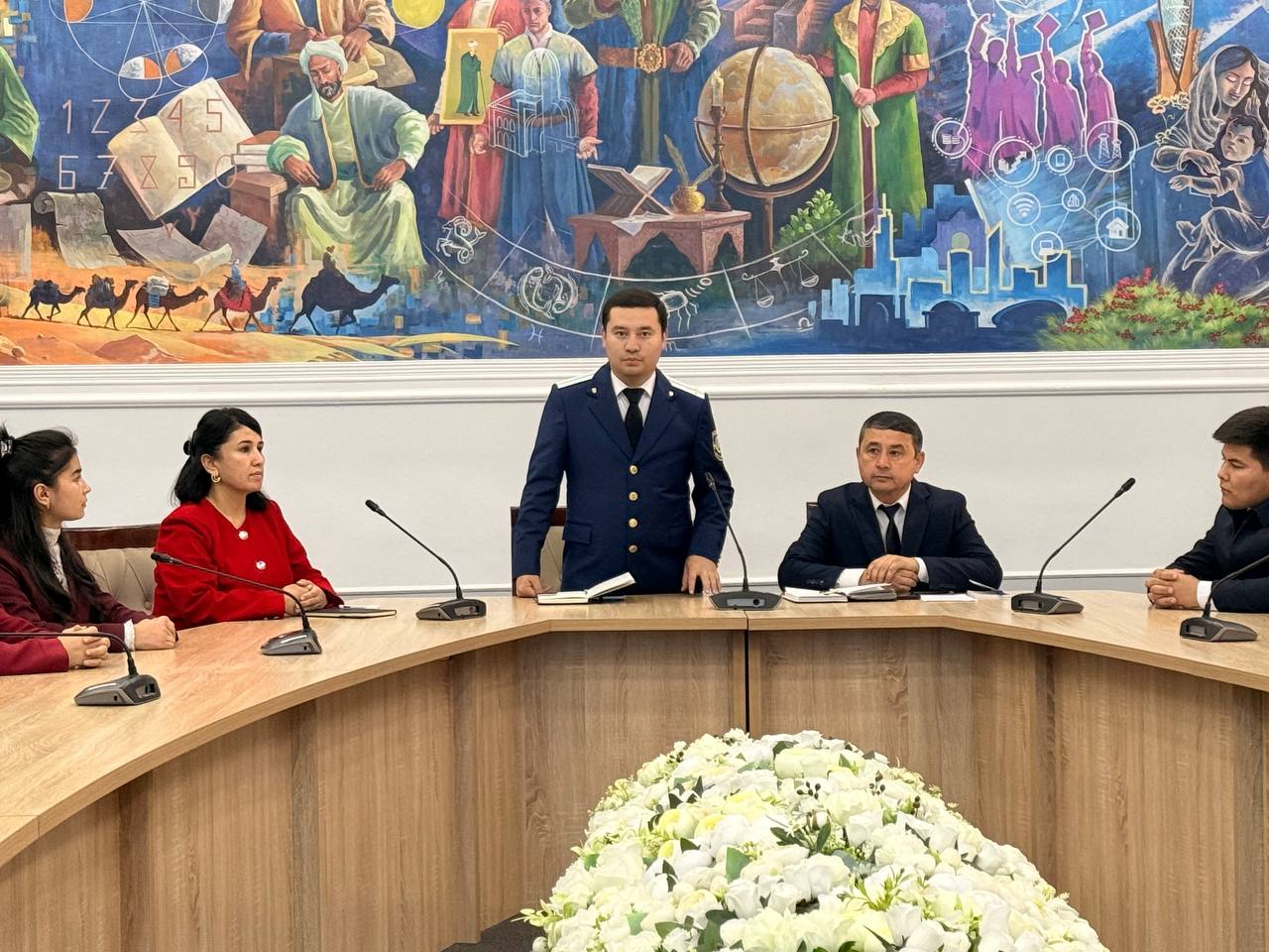 8 dekabr — O‘zbekiston Respublikasi  Konstitutsiyasi qabul qilingan kun