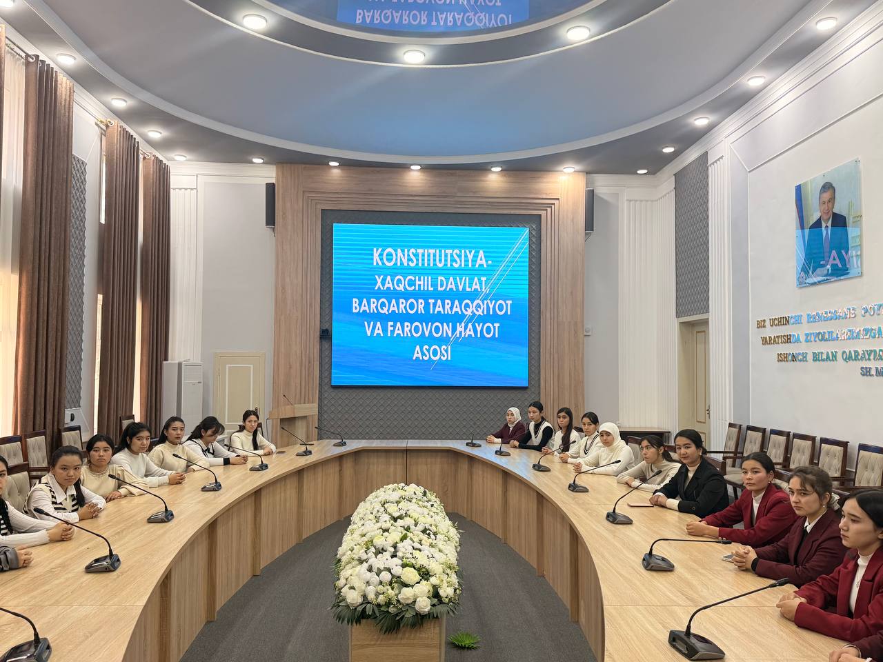 8-dekabr - O'zbekiston Respublikasi Konstitutsiyasi kuni!