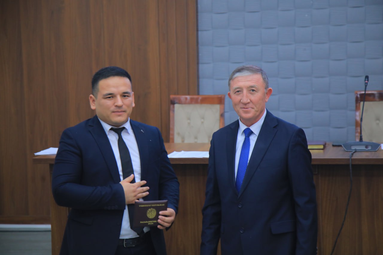 Ilmiy darajaga erishgan ustozlar taqdirlandi