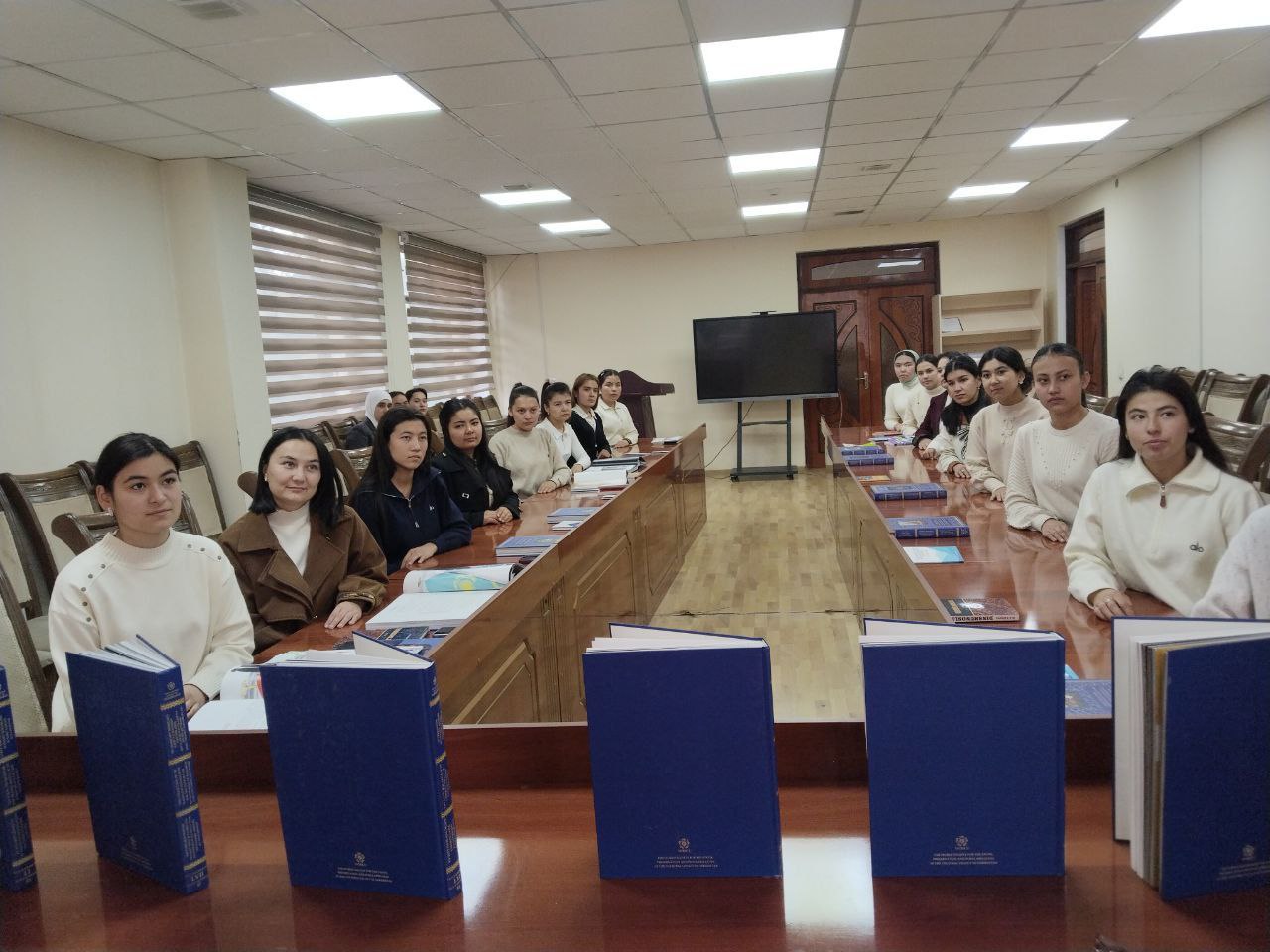 Yangi adabiyotlar, yangi ilhom, yangi imkoniyatlar