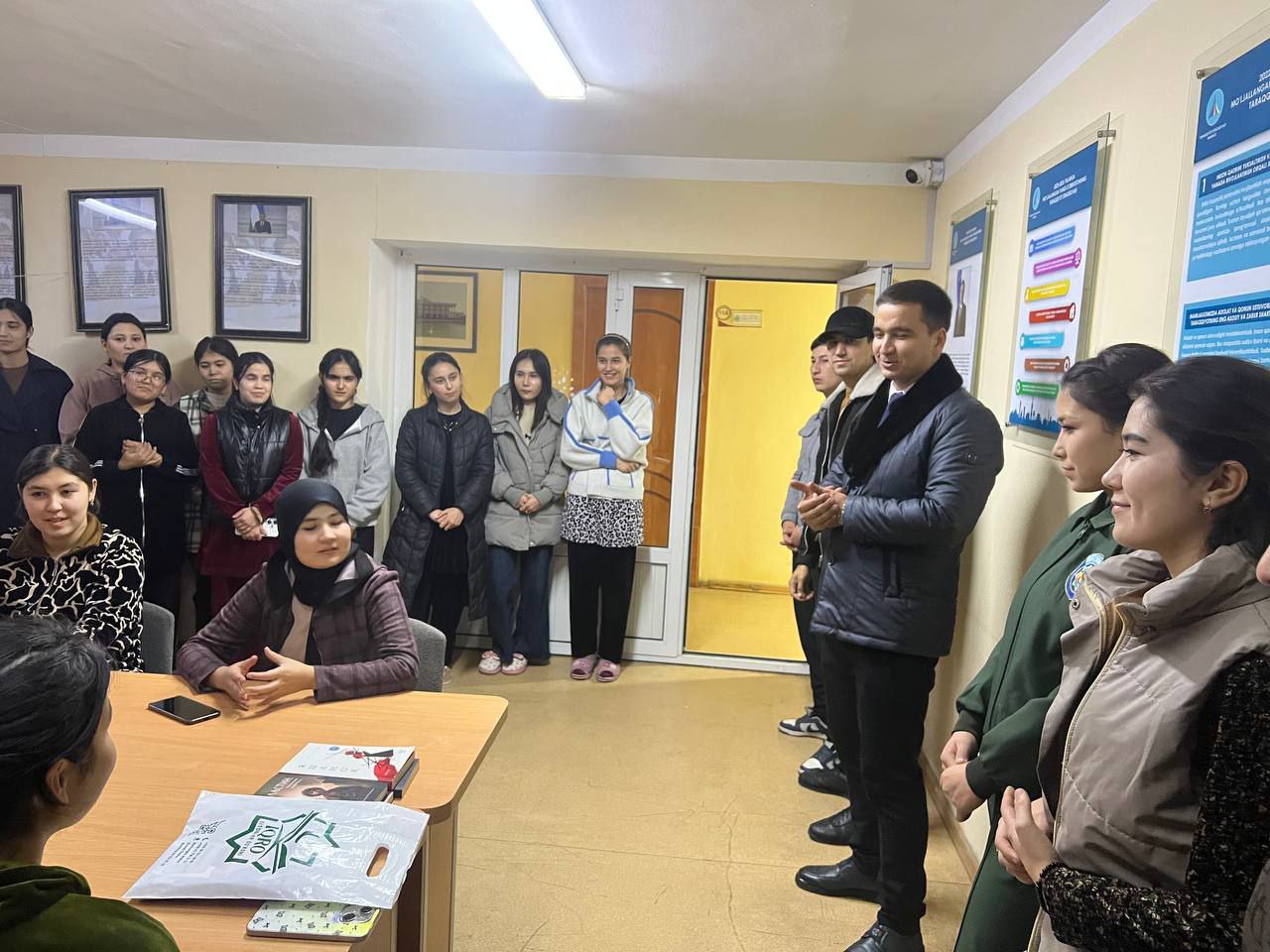 “Ommaviy madaniyatning yoshlar ongiga ta’siri”