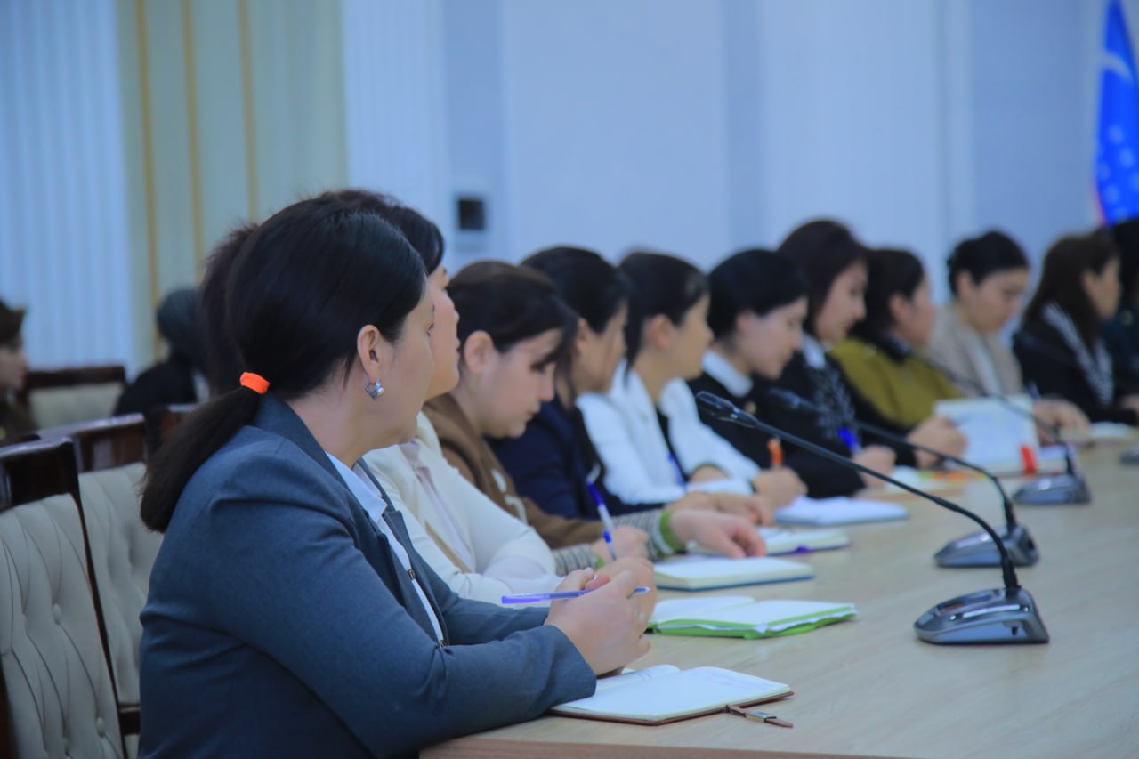 TALABALARNI QISHKI TA’TILGA KUZATISH VA TA’TIL DAVRIDAGI DOLZARB VAZIFALAR MUHOKAMA QILINDI