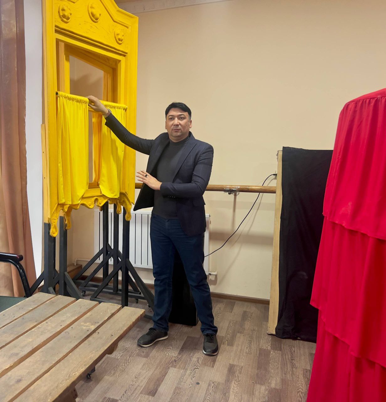 “Dramatik asarlarni o’rganishda individual yo’naltirilgan strategiya” mavzusida ochiq ma’ruza o’tkazildi.