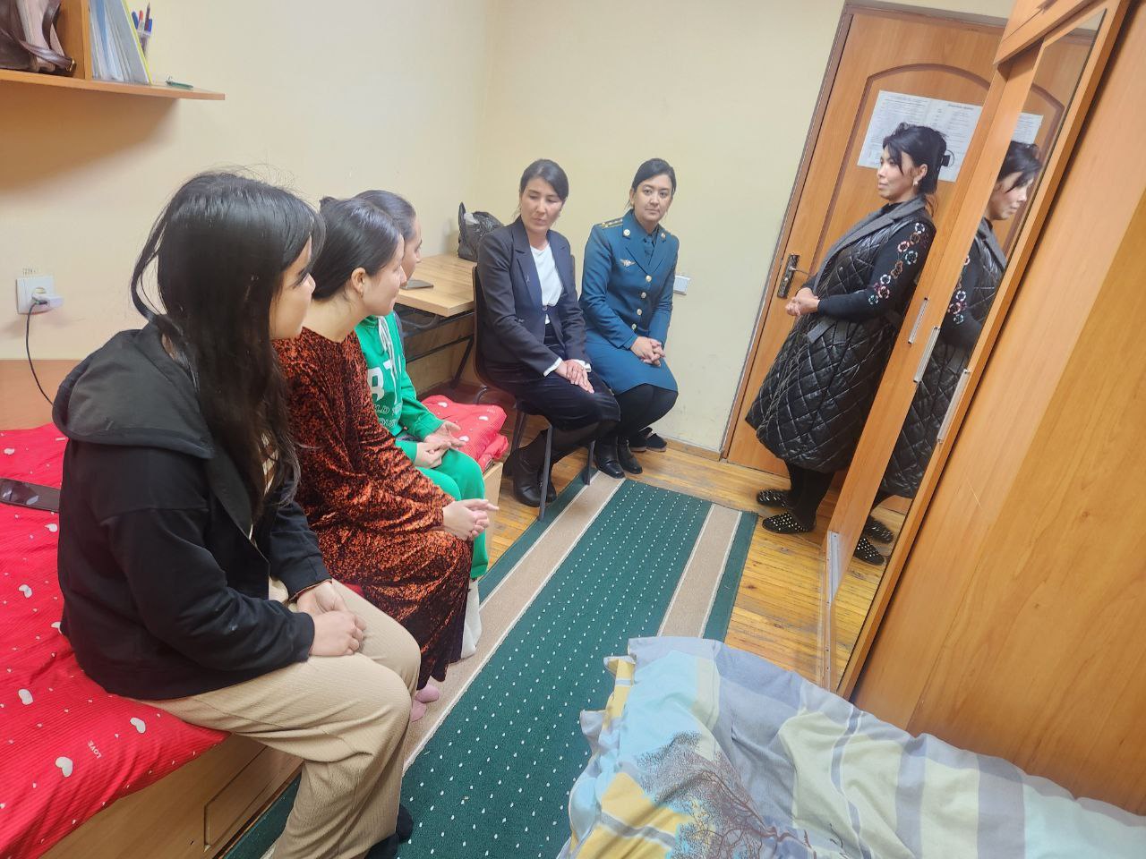 Talabalar turar joyiga tashrif