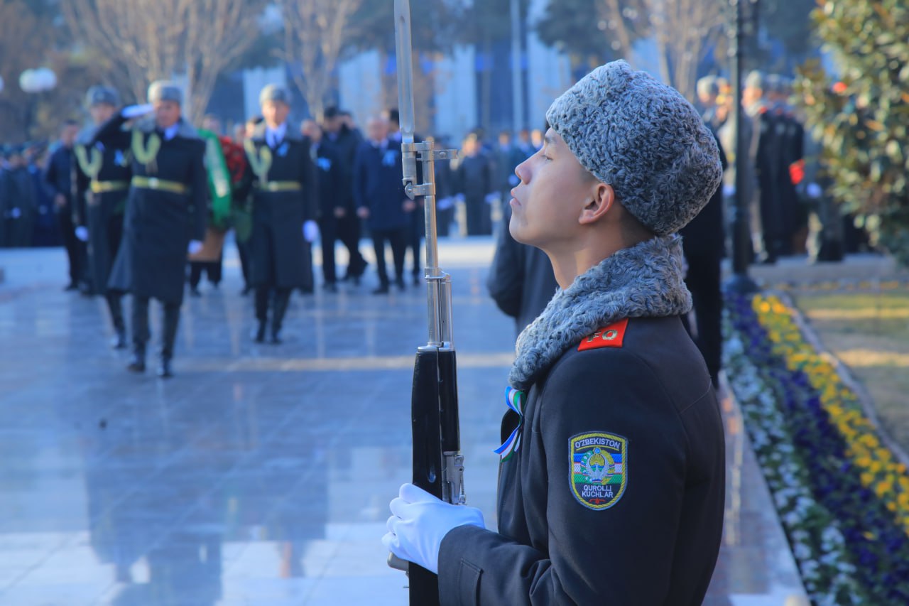 O‘zbekiston Respublikasi Qurolli Kuchlari tashkil etilganining 34 yilligi va Vatan himoyachilari kuni katta tantana bilan nishonlanilmoqda